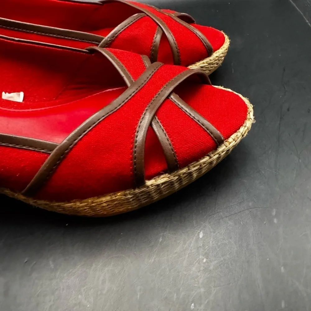 Women’s Merona Wenda Peep toe Wicker Style Wedges Heels Red/Brown Size 9.5 YR 22